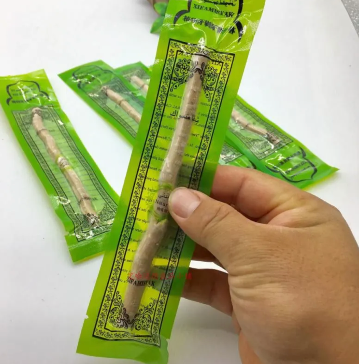 Miswak Tooth Cleaning Stick - Natural Toothbrush, No Paste Needed